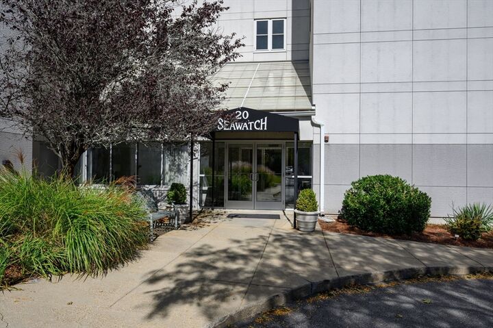 Property Photo:  20 Rockland House Rd 203  MA 02045 