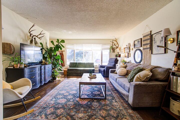 Property Photo: 664 49 Avenue W AB T0L 0T0