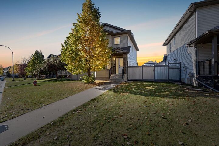 216 Coyote Crescent  Fort McMurray AB T9K 0C6 photo