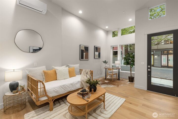 Property Photo:  1108 C  34th Avenue  WA 98122 