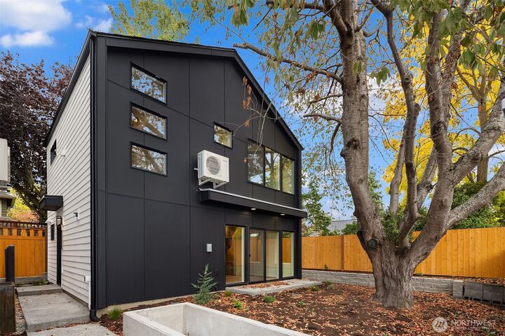 2840 NW 62nd Street  Seattle WA 98107 photo