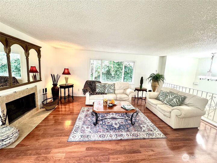 Property Photo: 4016 Burton Place W WA 98199