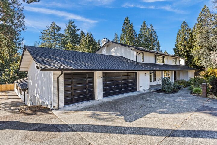 Property Photo: 27433 48th Avenue S WA 98032