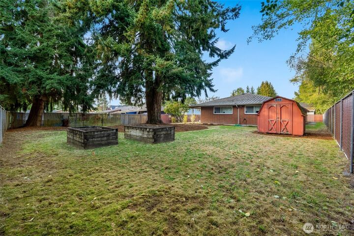 Property Photo:  1120  113th Street SW  WA 98204 