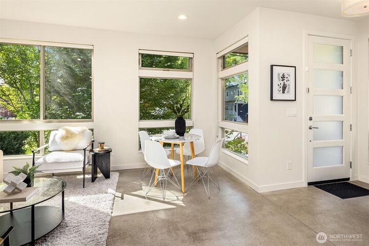 Property Photo: 3246 B 14th Avenue W WA 98119