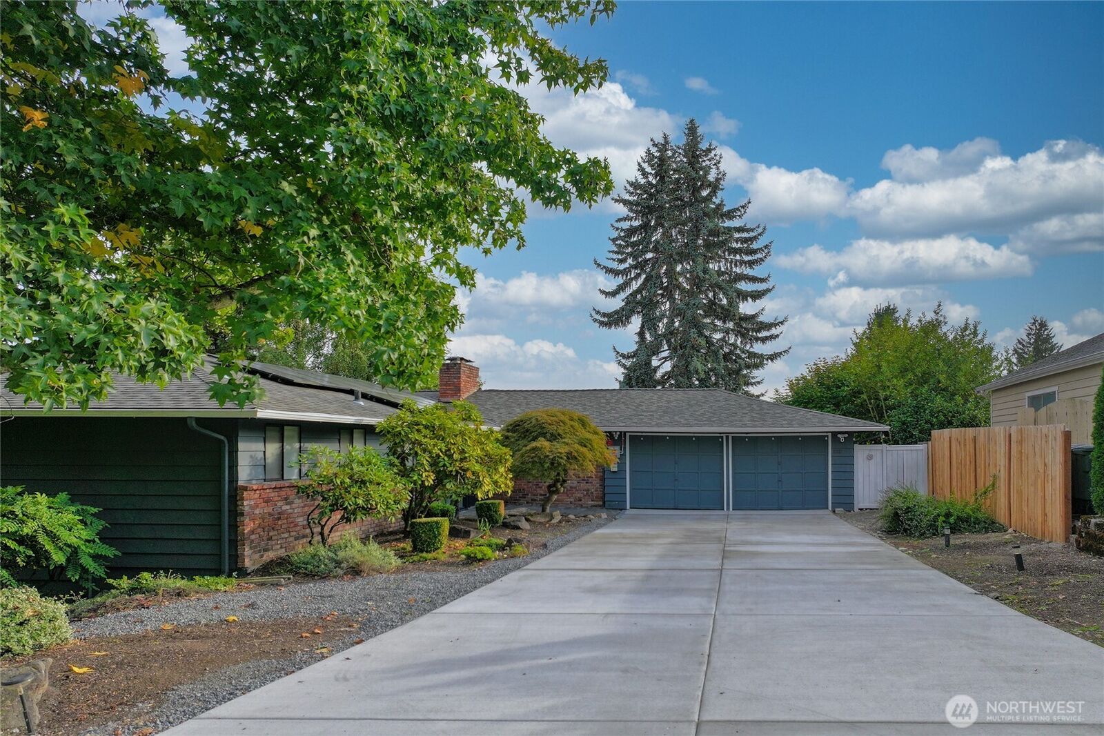 Property Photo:  17127 NE 8th Place  WA 98008 