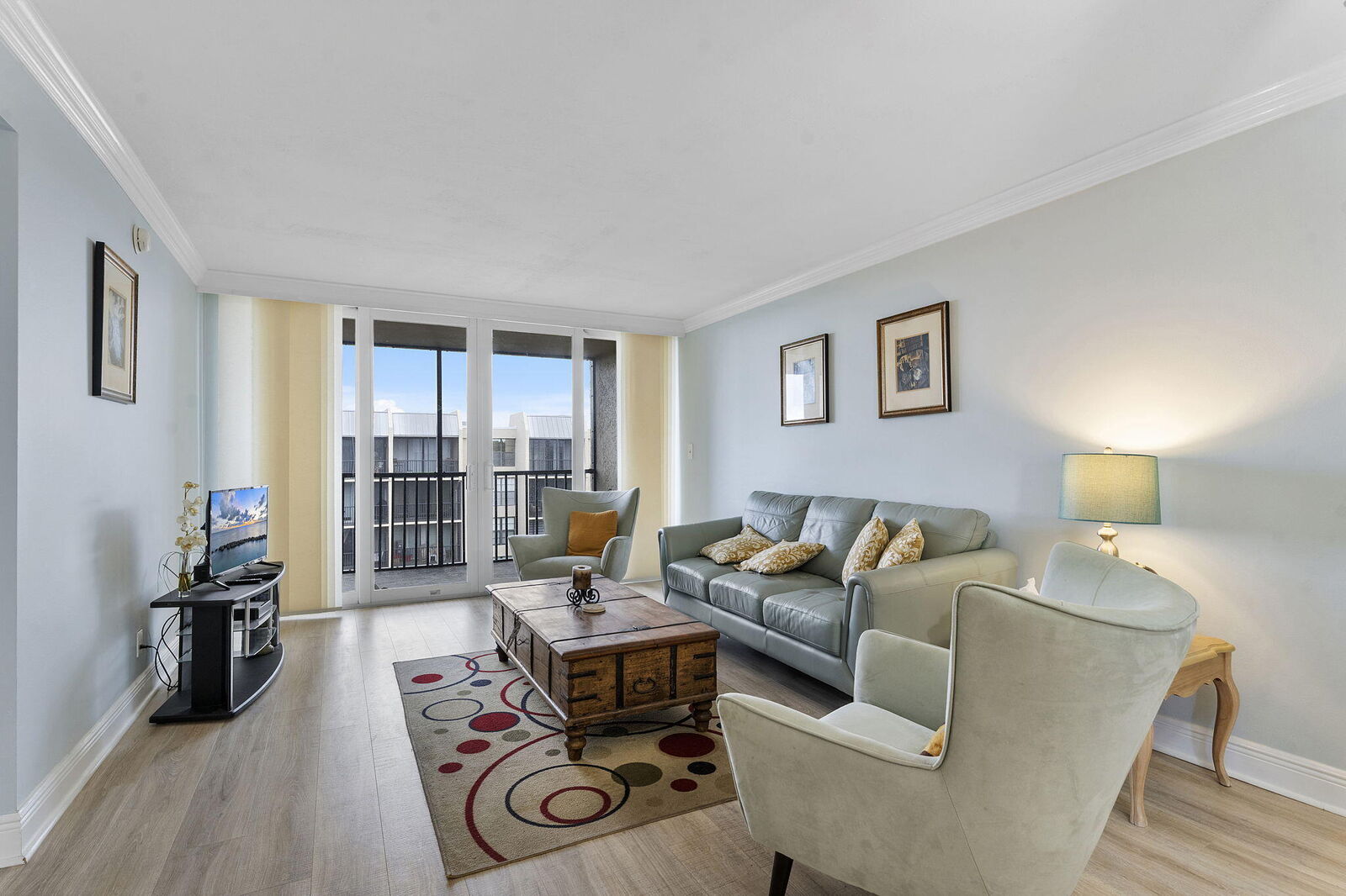 Property Photo: 8 Royal Palm Way 6040 FL 33432