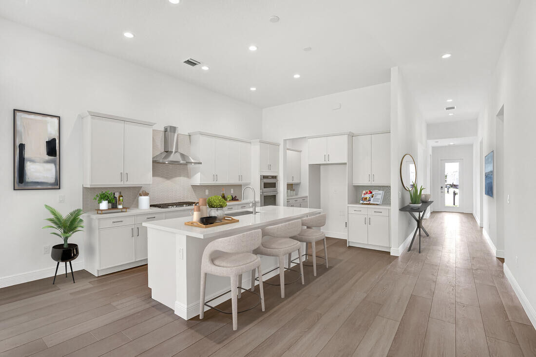 Property Photo:  170 SE Palma Street  FL 34984 