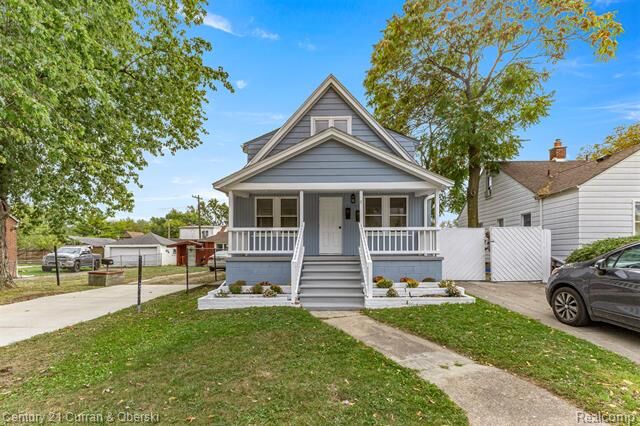 Property Photo:  8086 Chalmers Avenue  MI 48089 