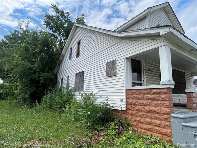 Property Photo: 8127 American Street MI 48204