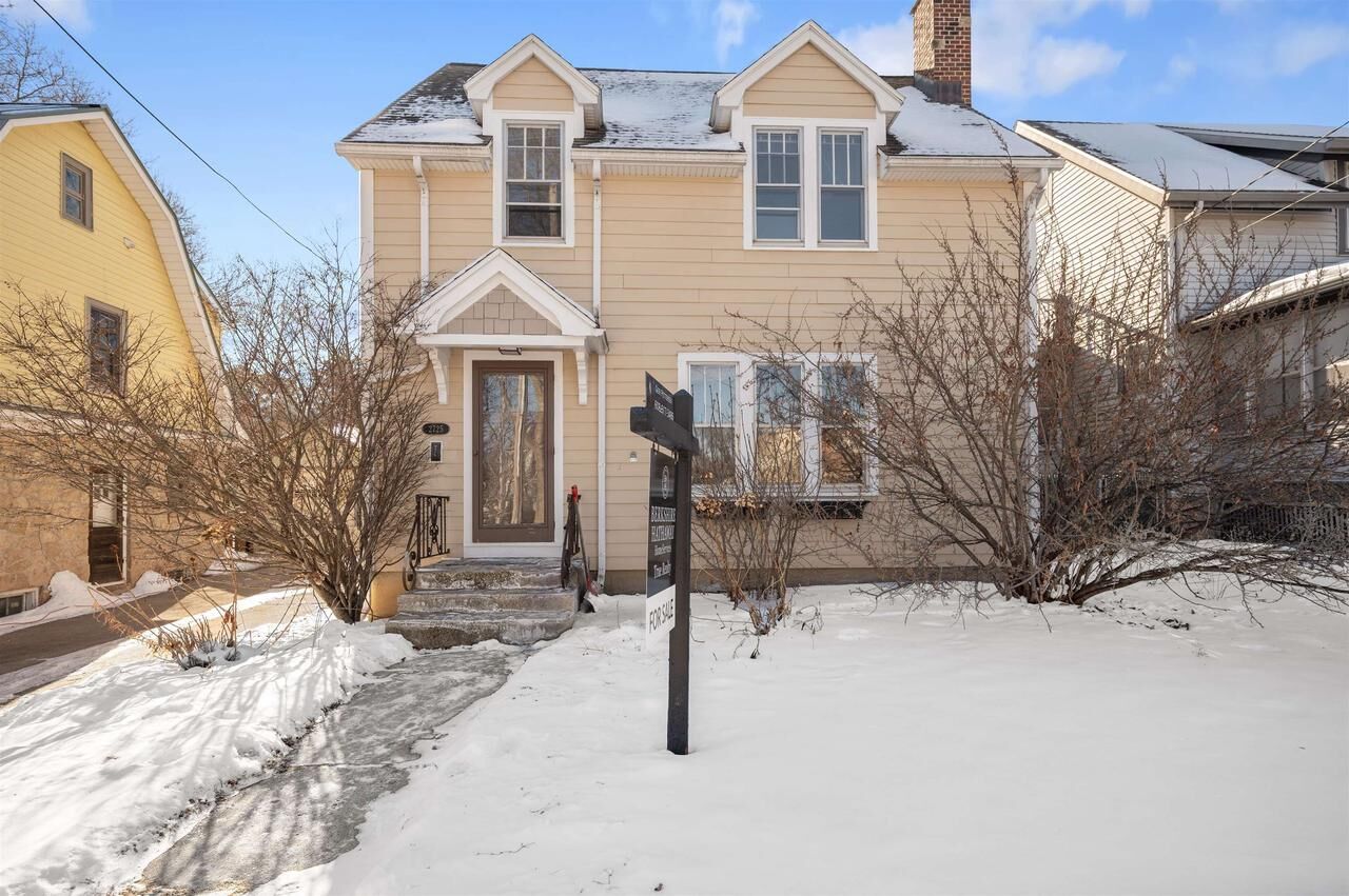 Property Photo: 2725 Kendall Avenue WI 53705
