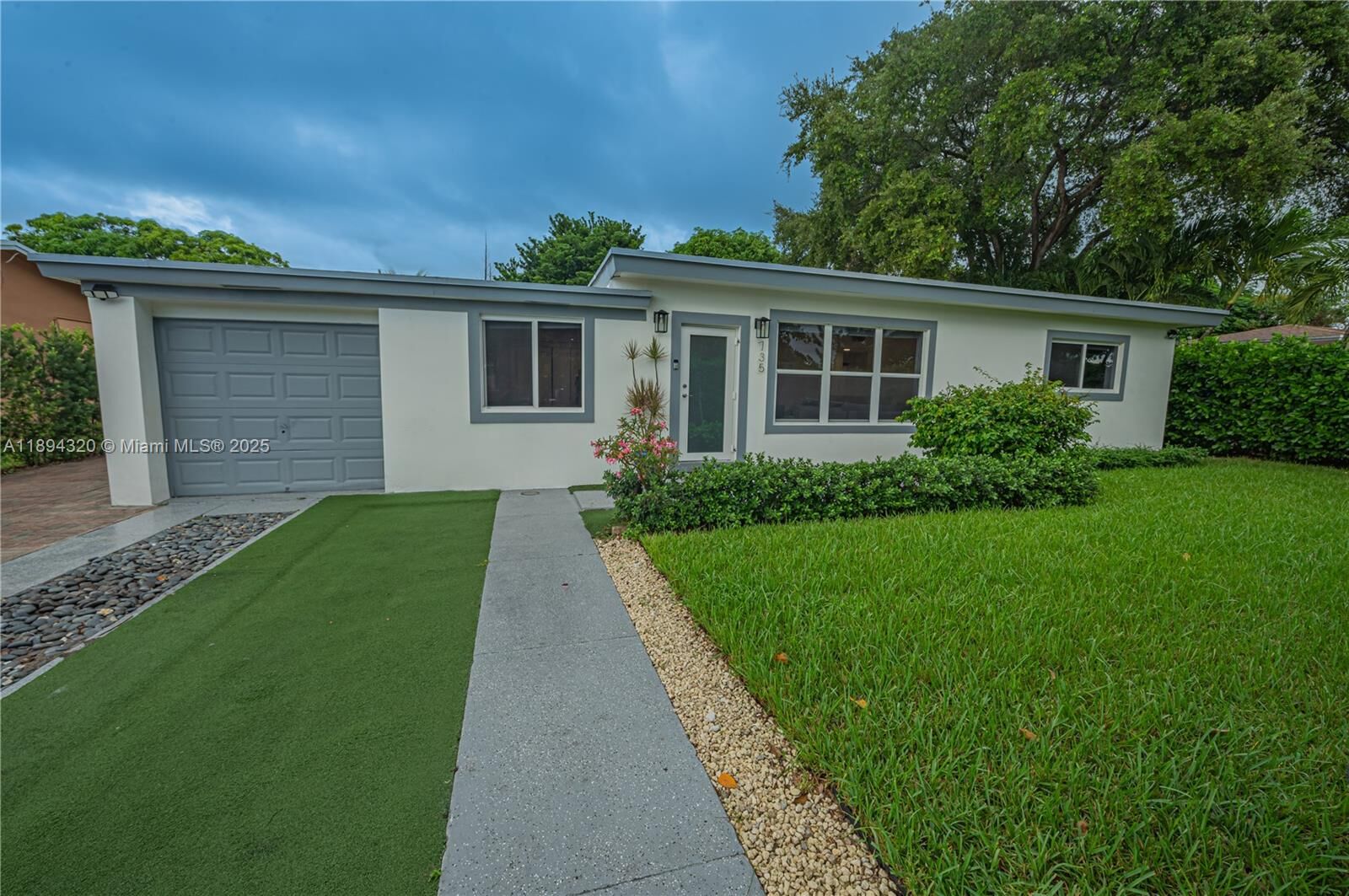 Property Photo: 735 NW 122nd St FL 33168