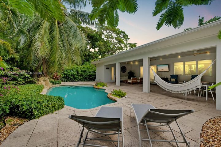 Property Photo: 12932 Ixora Rd FL 33181