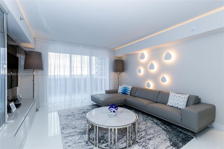 Property Photo:  1830 S Ocean Dr 2903  FL 33009 