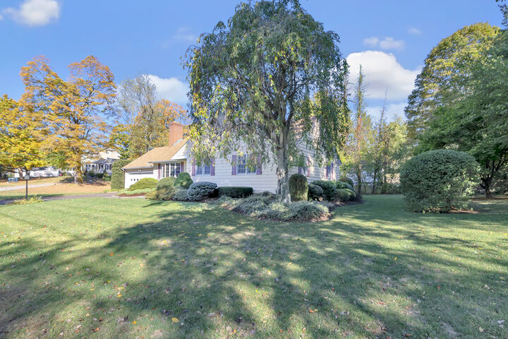 Property Photo:  11 Laurel Street  CT 06611