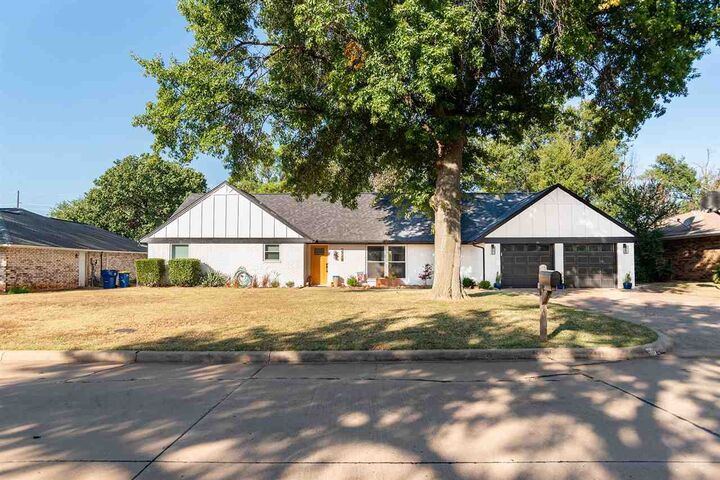2718 N Crescent Drive  Stillwater OK 74075 photo