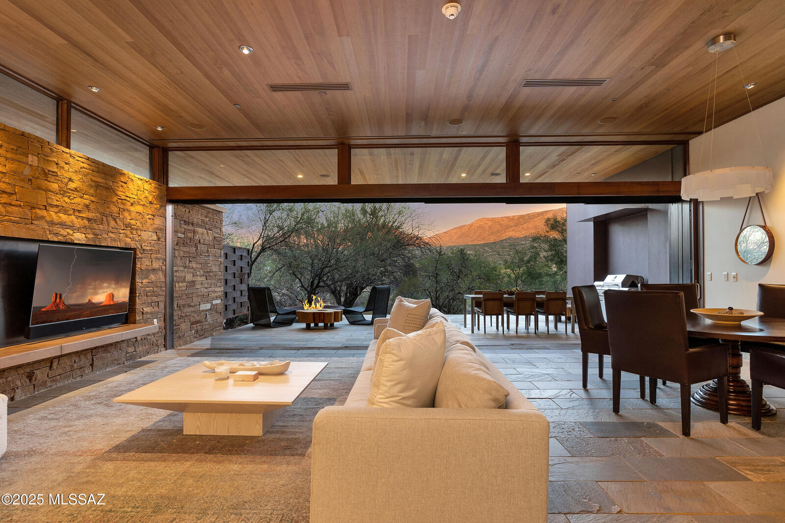 Property Photo: 5000 E Via Estancia Miraval 9 AZ 85739