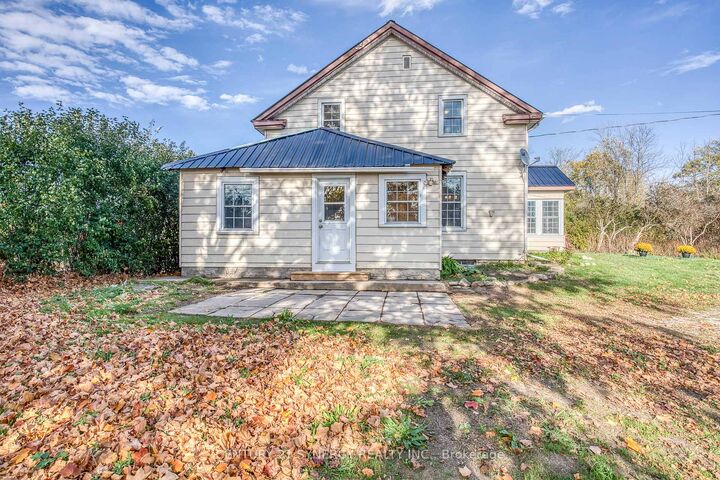 Photo de la propriété:  13 Brandelle Lane  ON K7H 3C6 