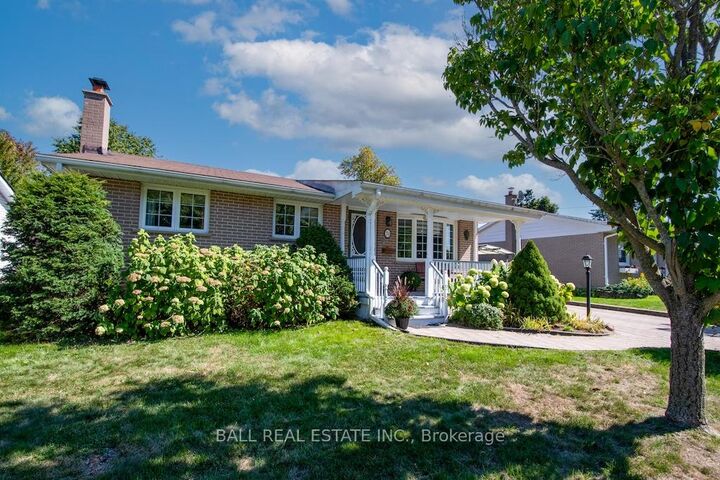 Property Photo: 70 Caroline Street ON K0L 2H0