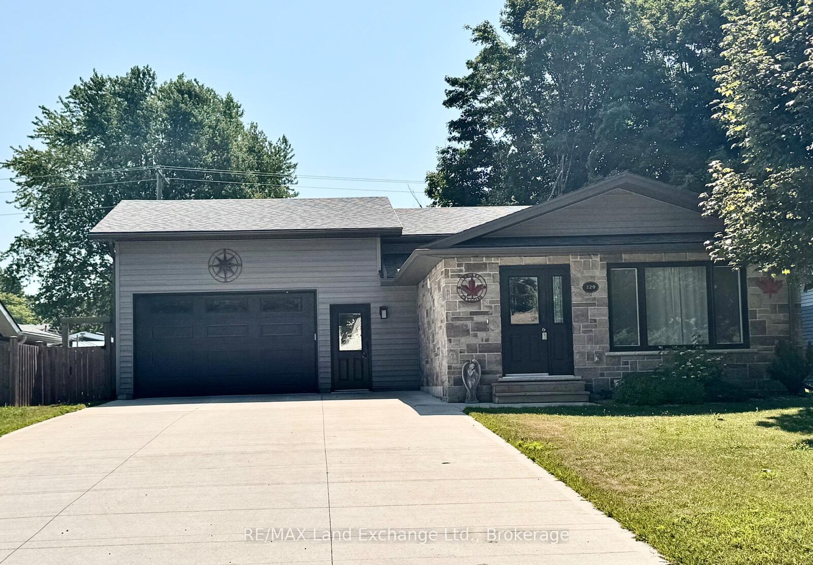 Property Photo: 329 Bricker Street ON N0H 2C1
