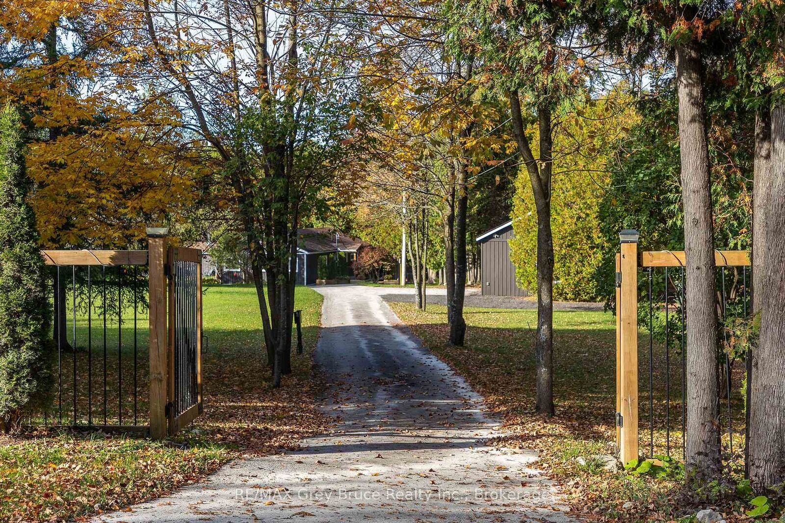 Property Photo: 495204 Traverston Road ON N0C 1H0