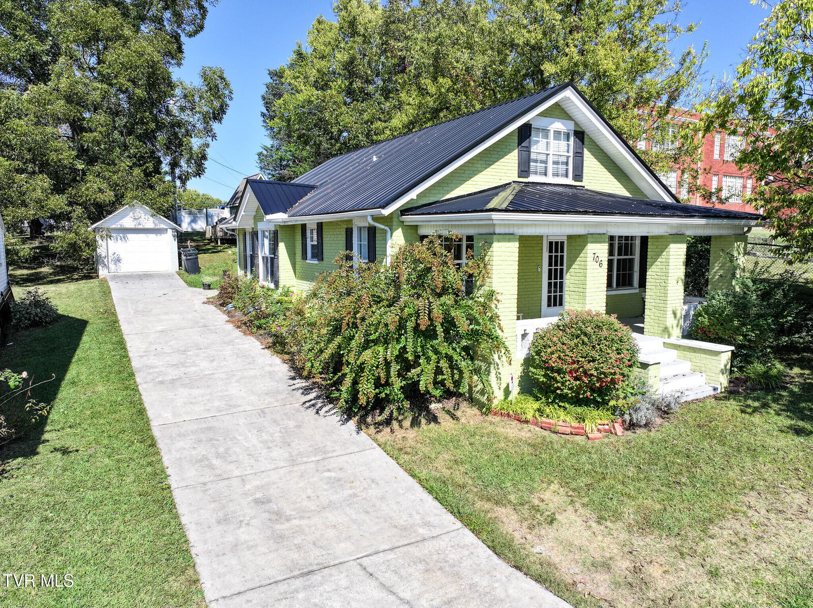 Property Photo: 706 Carson Street TN 37743