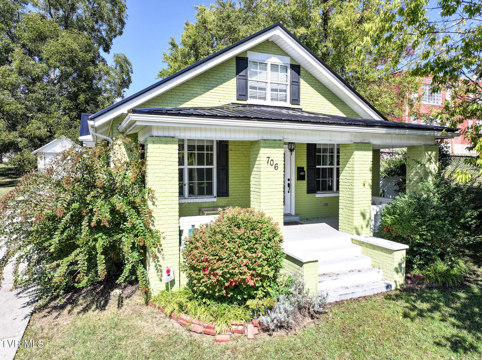 Property Photo:  706 Carson Street  TN 37743 