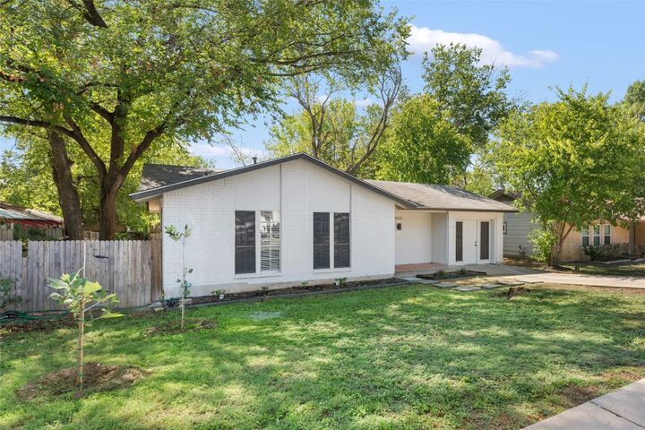 Property Photo: 4605 Brassiewood Drive TX 78744