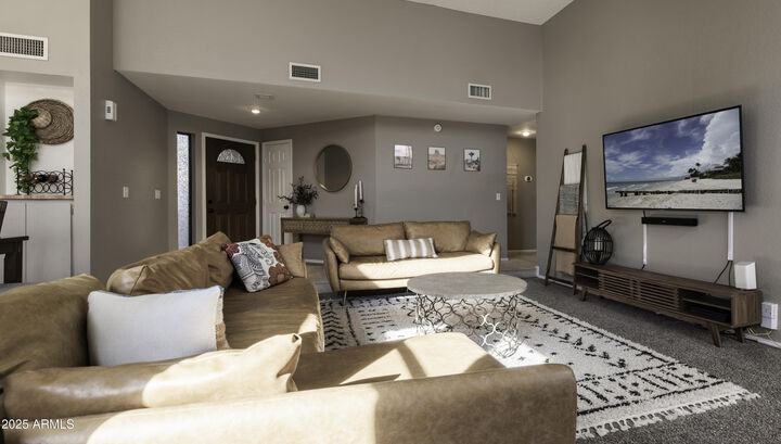 Property Photo:  5924 E Aire Libre Lane E  AZ 85254 