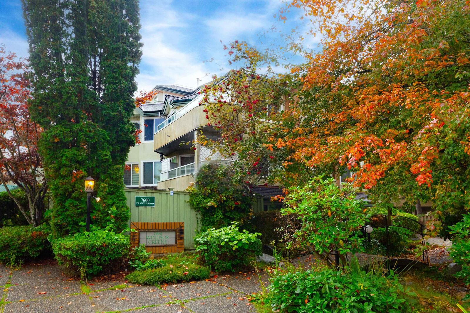 Photo de la propriété:  7600 Francis Road 203  BC V6Y 1A2