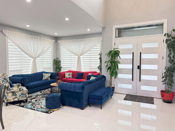 Property Photo: 12343 93A Avenue BC V3V 7B1