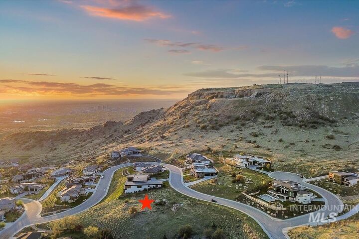 3651 E Clarion Dr  Boise ID 83712-8574 photo
