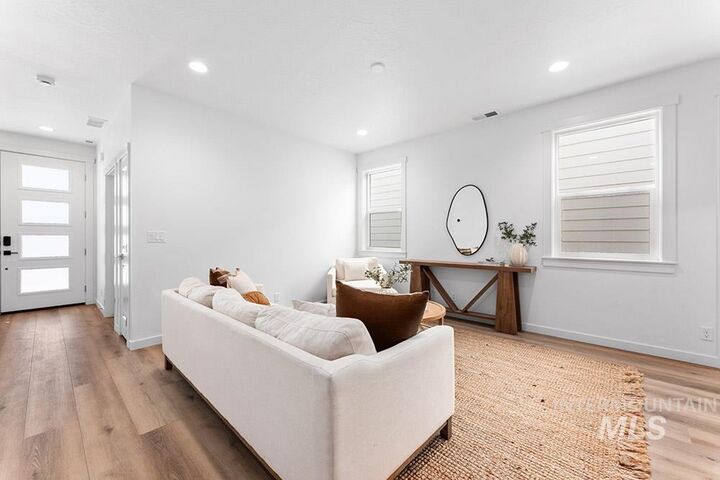 Property Photo: 3536 W Anderson St ID 83703