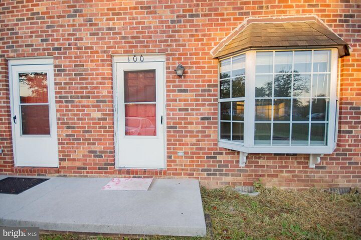 Property Photo: 100 Warren Circle VA 22655