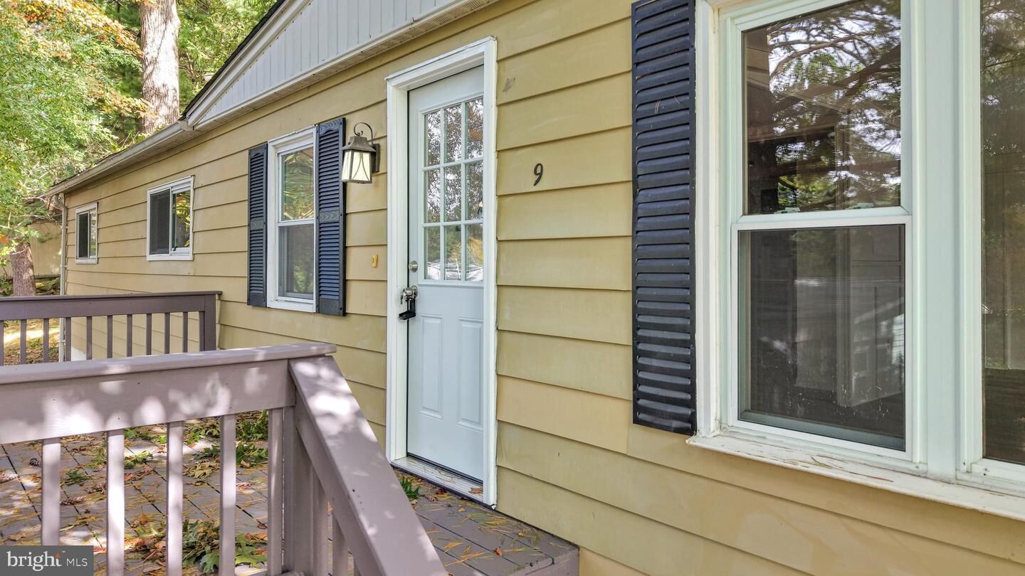 Property Photo: 9 Greenwich Drive NJ 08829