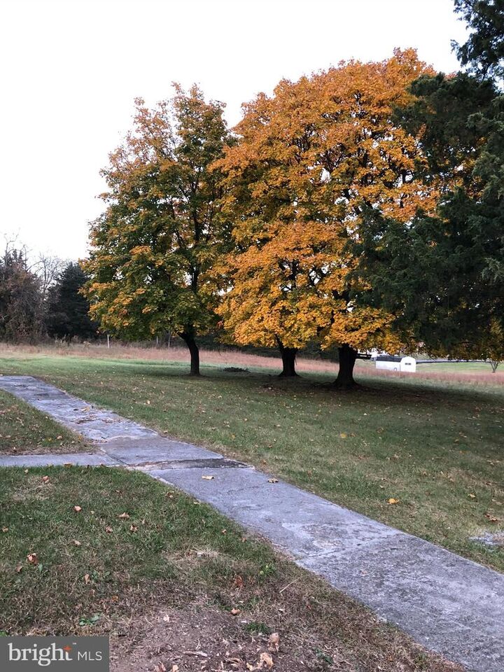 Property Photo: 267 Forklift WV 25428