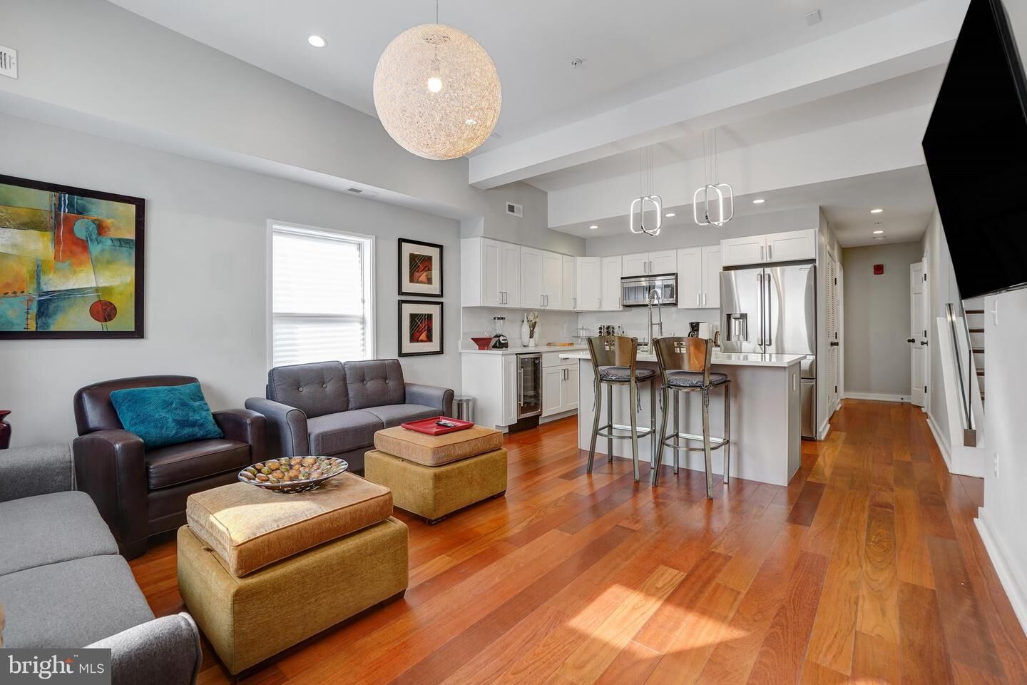 Property Photo:  4106 Gault Place NE 5  DC 20019 