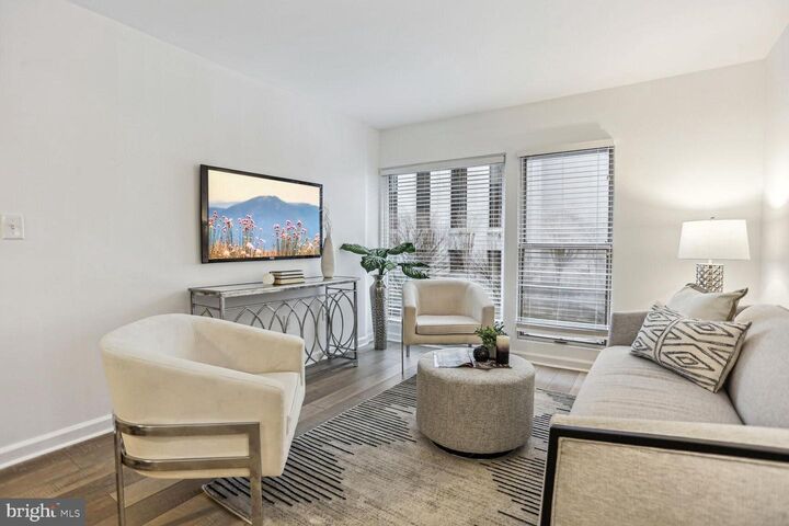 Property Photo: 601 Pennsylvania Avenue NW 209 DC 20004