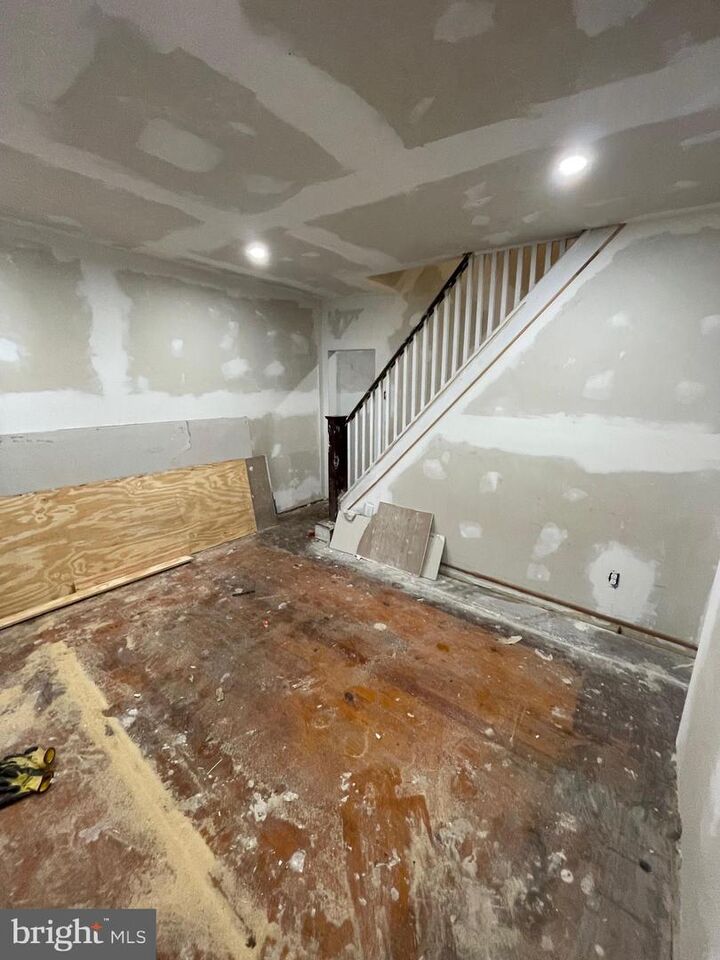 Property Photo: 321 E 9th Street DE 19801