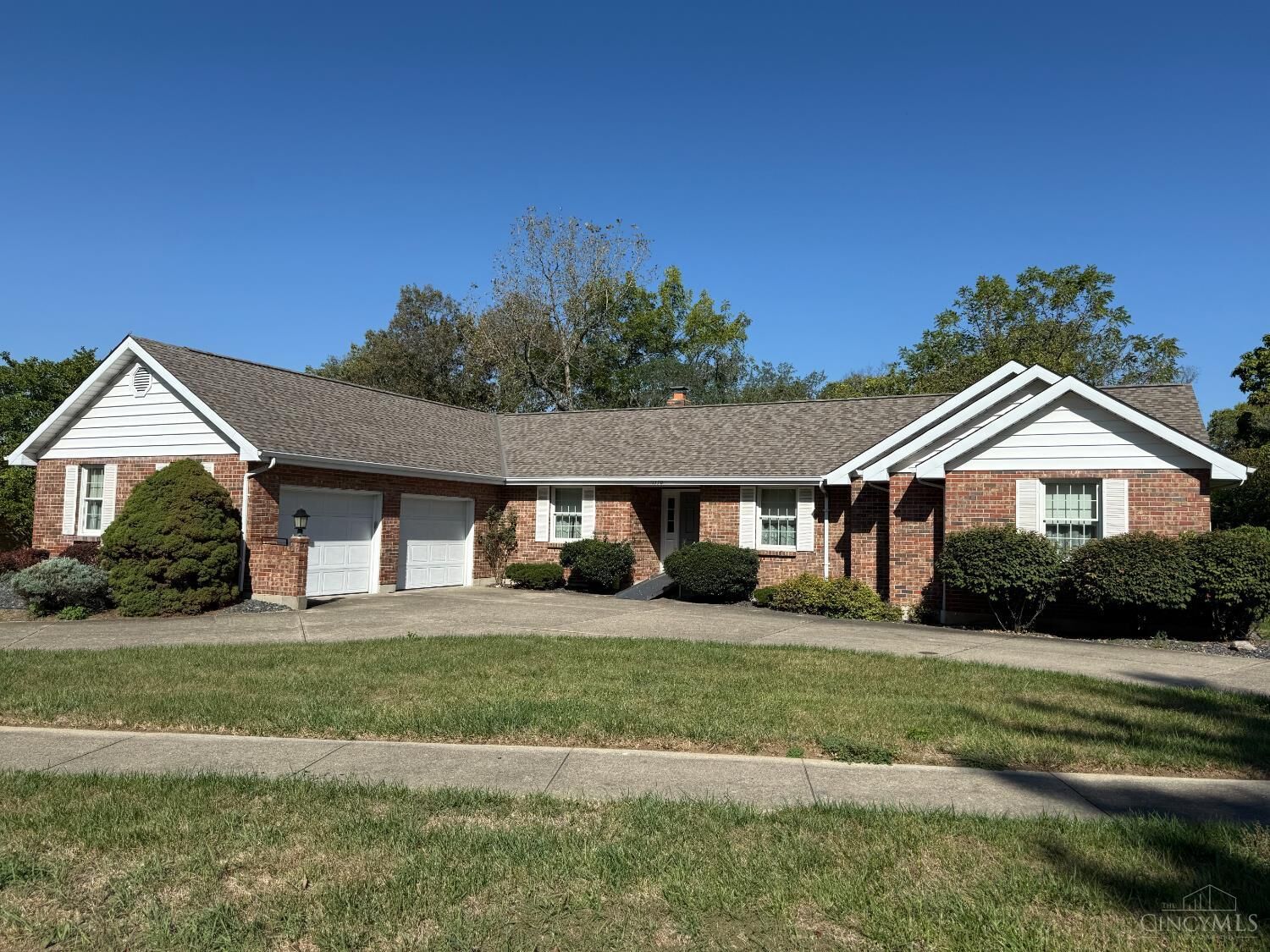 Property Photo:  1770 Calumet Way  OH 45014 