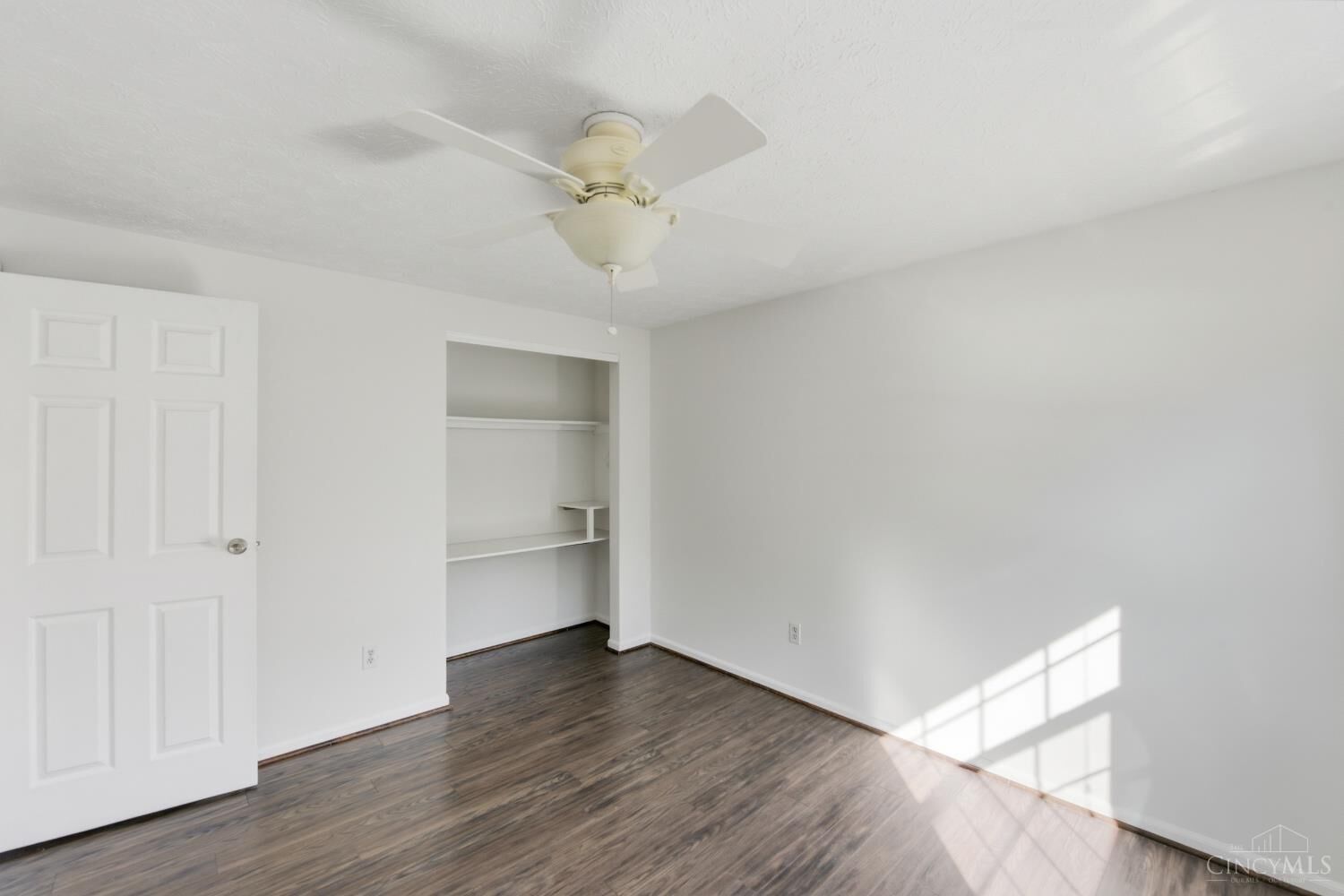 Property Photo: 2020 Knightsbridge Drive OH 45244