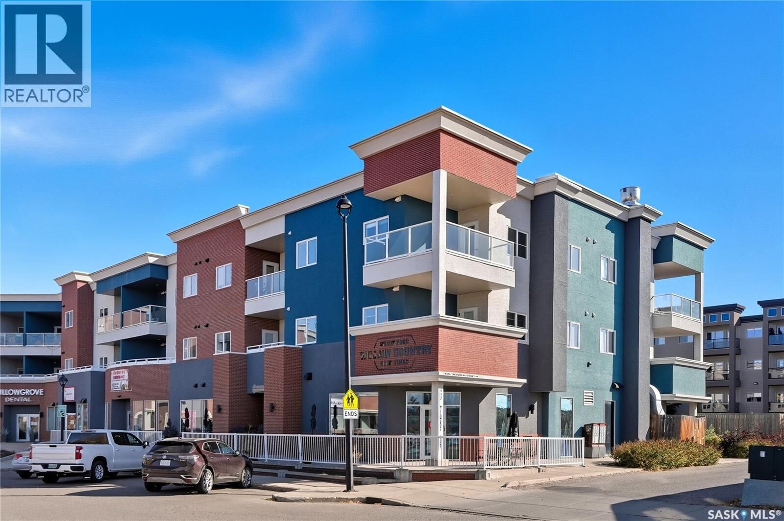 Property Photo: 323 412 Willowgrove Square SK S7W 0T2