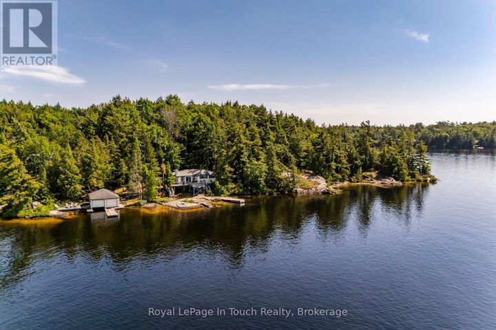 2 Is 270 Six Mile Lake Island  Georgian Bay (Baxter) ON L0K 1S0 photo