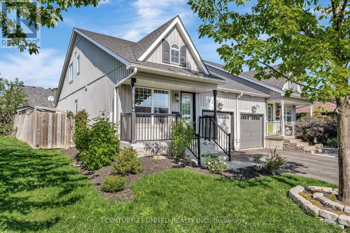 63 Fallingbrook Crescent  Kawartha Lakes (Lindsay) ON K9V 0B3 photo