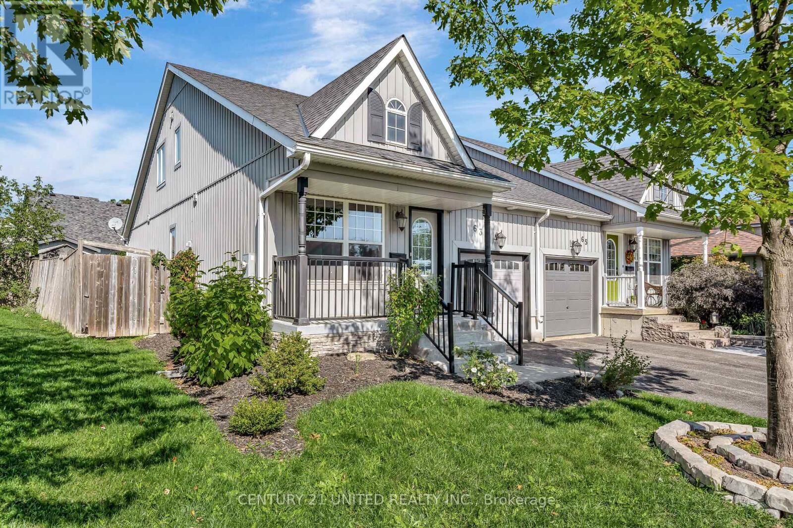 Property Photo: 63 Fallingbrook Crescent ON K9V 0B3