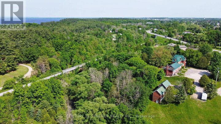 Property Photo:  180 River Road  ON K7S 1R4 