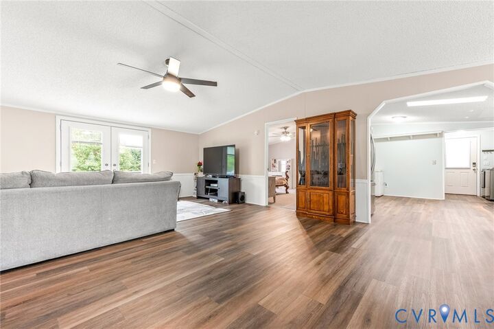 Property Photo: 5325 Jefferson Park Road VA 23875