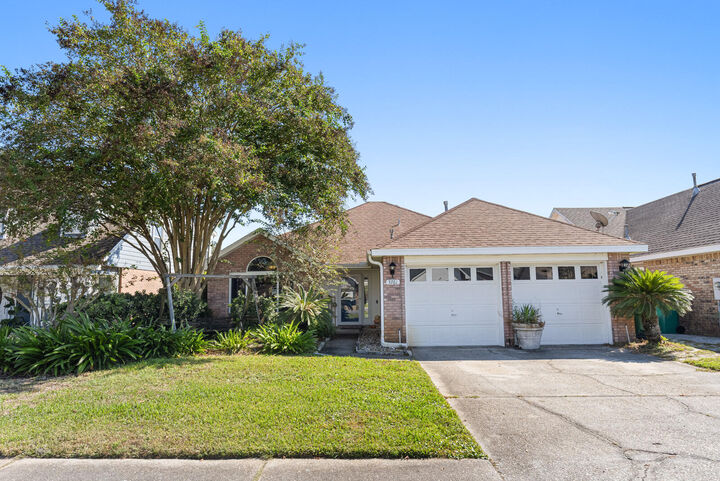 Property Photo: 3761 Misty Way FL 32541