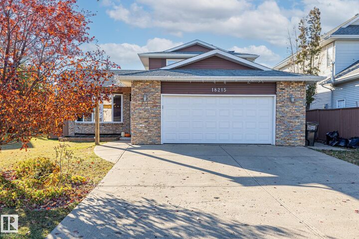18215 62B Avenue NW  Edmonton AB T5T 3J9 photo
