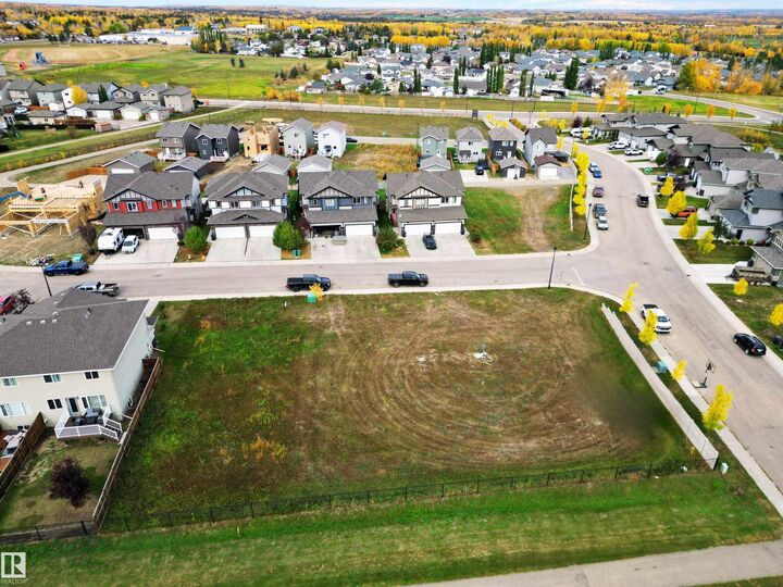 Property Photo:  4002 & 4004 41B Avenue  AB T7A 0B5 